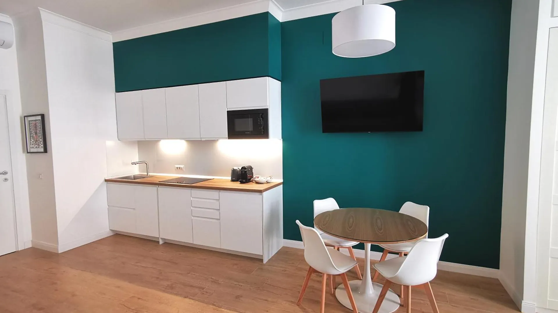 Cattaro 65 - Flexible Check-In Apartments Bari Italia