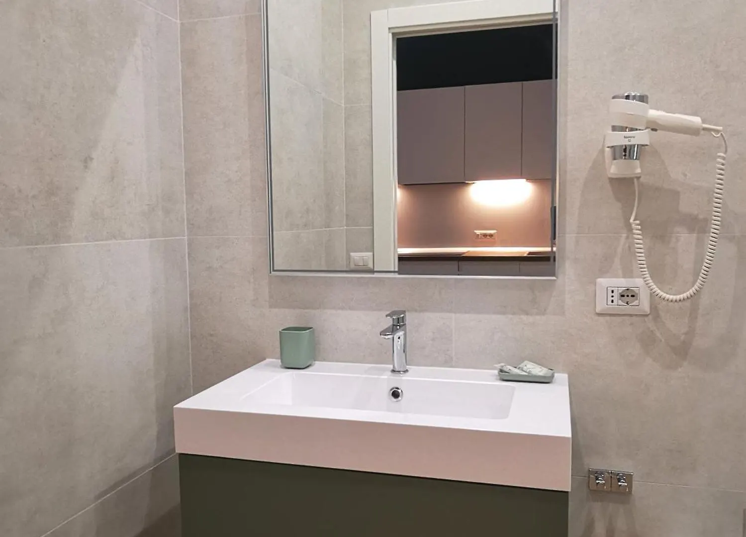 Cattaro 65 - Flexible Check-In Apartments Bari