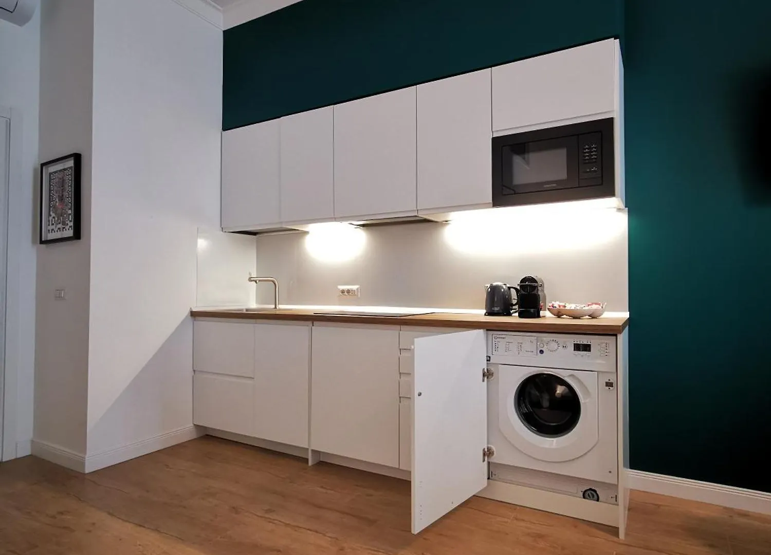 Cattaro 65 - Flexible Check-In Apartments Bari