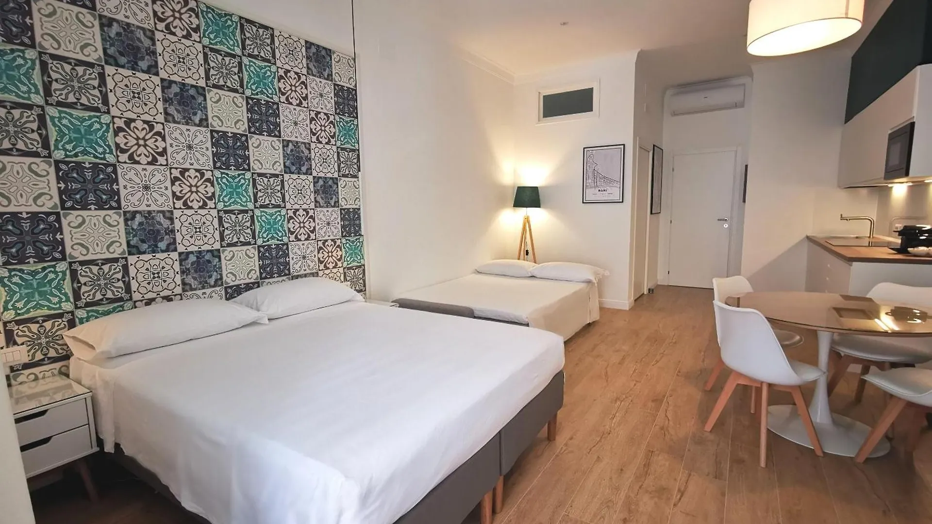 Cattaro 65 - Flexible Check-In Apartments Bari
