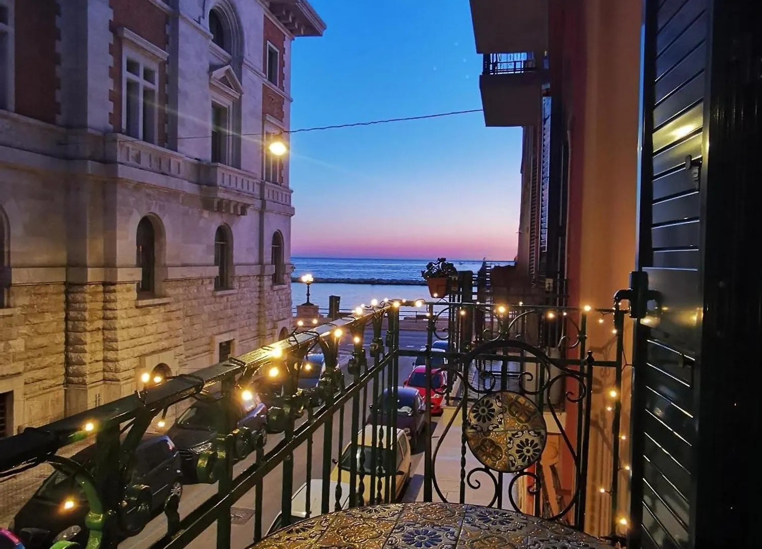 Cattaro 65 - Flexible Check-In Apartments Bari